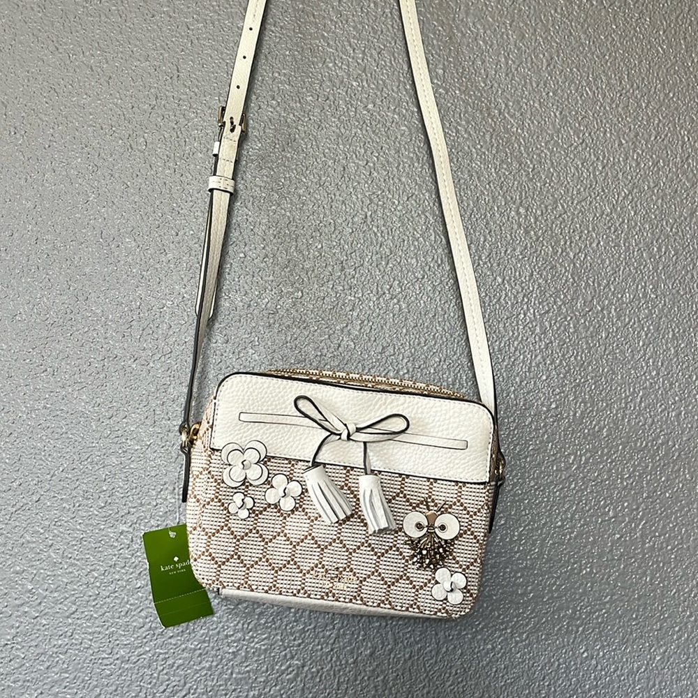 NWT Kate Spade Hayes Bees Embellished camera bag